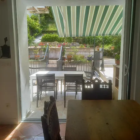 Feriehus La Maison Du Jardin *